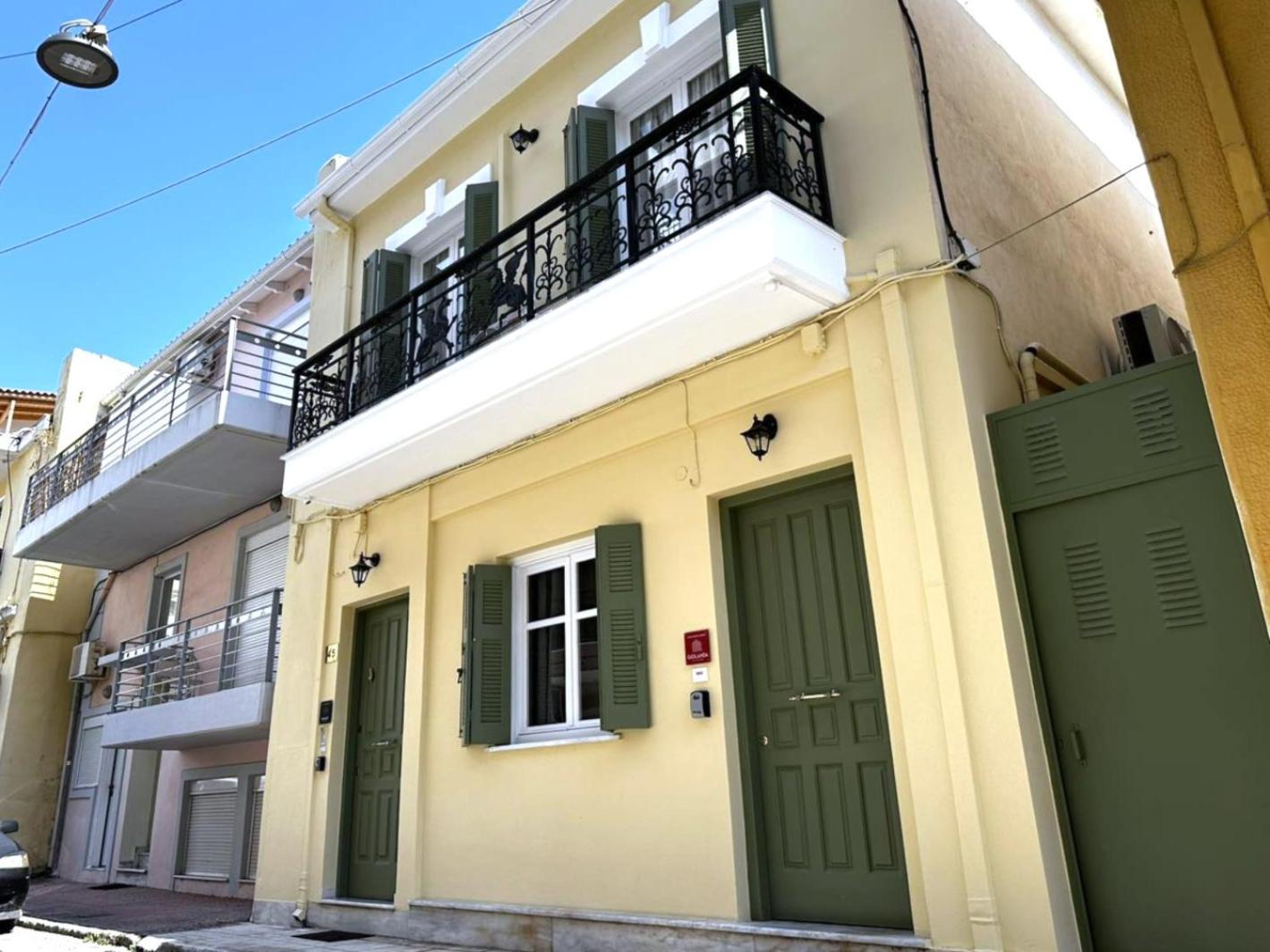 Mando Patrasso - Classical Apartment In The Center Of Patras With Free Parking Exterior foto